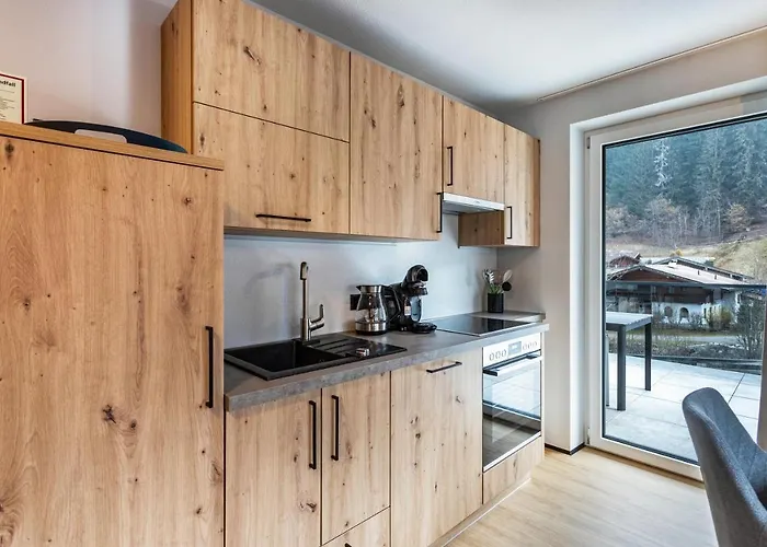 Luisalle 4 アパート *